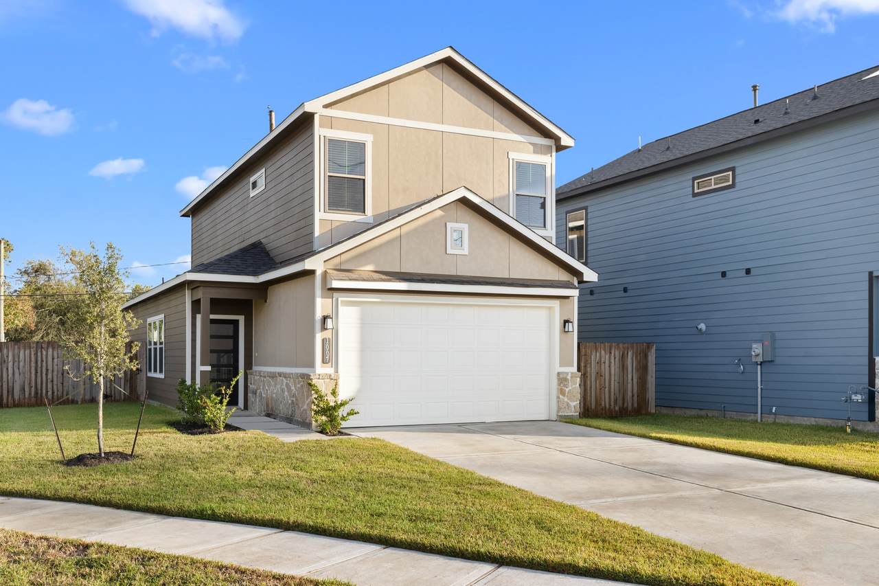 1007 Santee Court - Photo 1