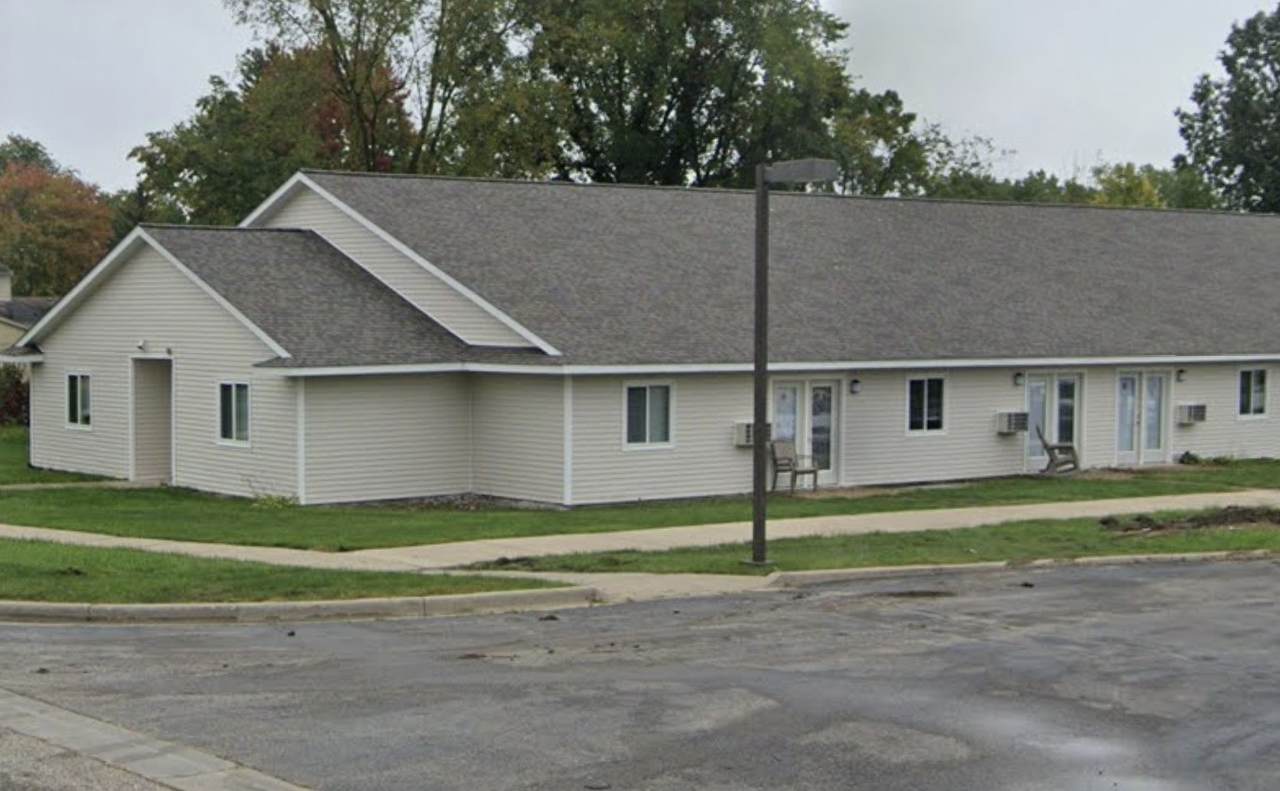 31950 Clark St - Photo 1