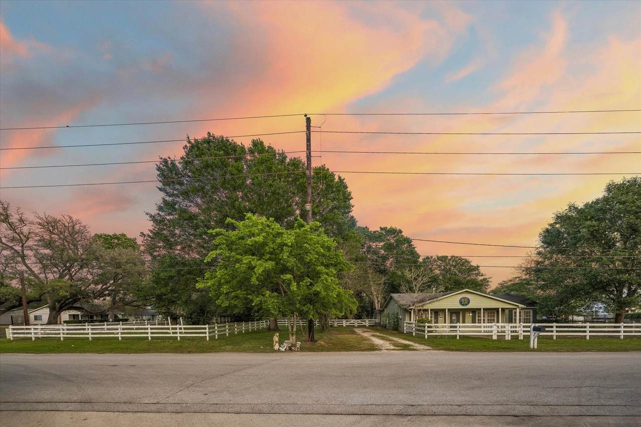 8407 Wilson Street - Photo 1