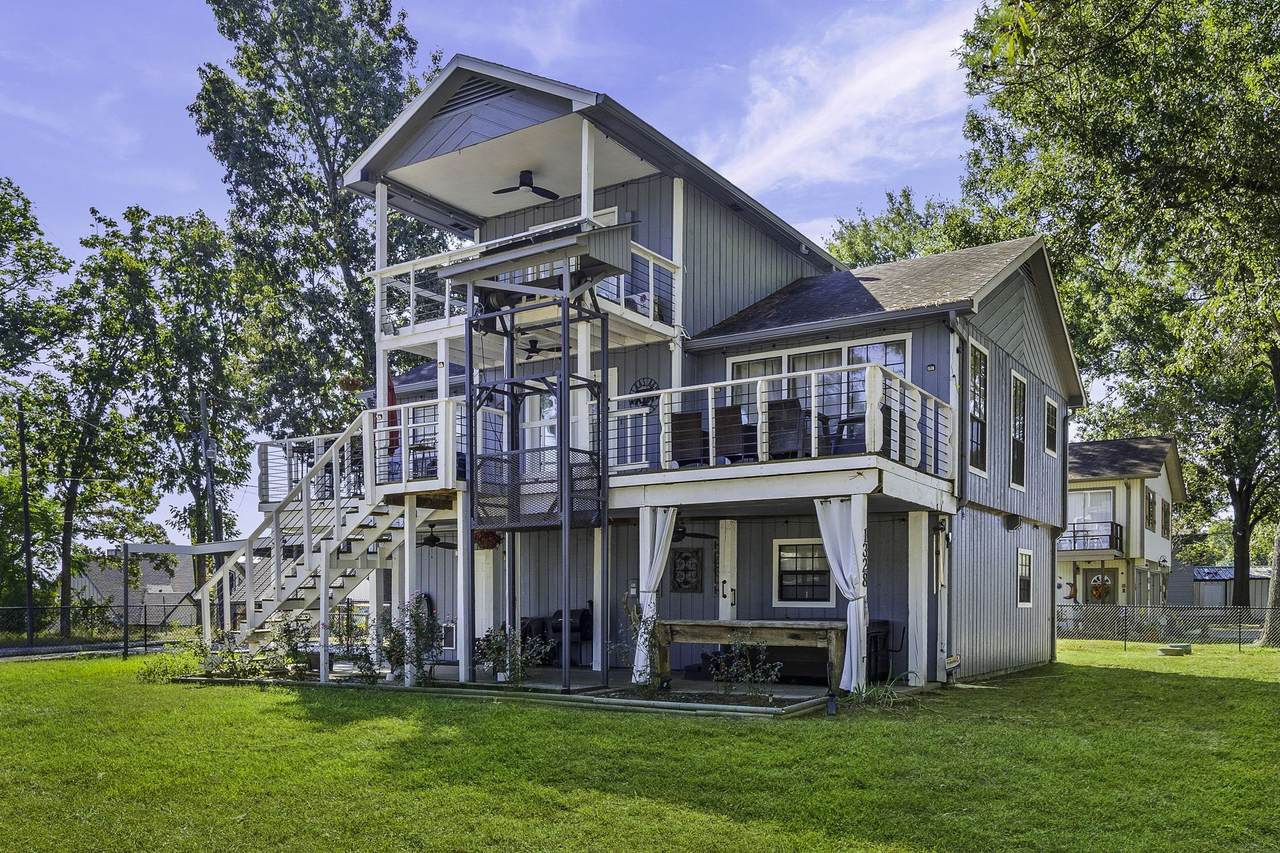 1382 Indian Hill Boulevard - Photo 1