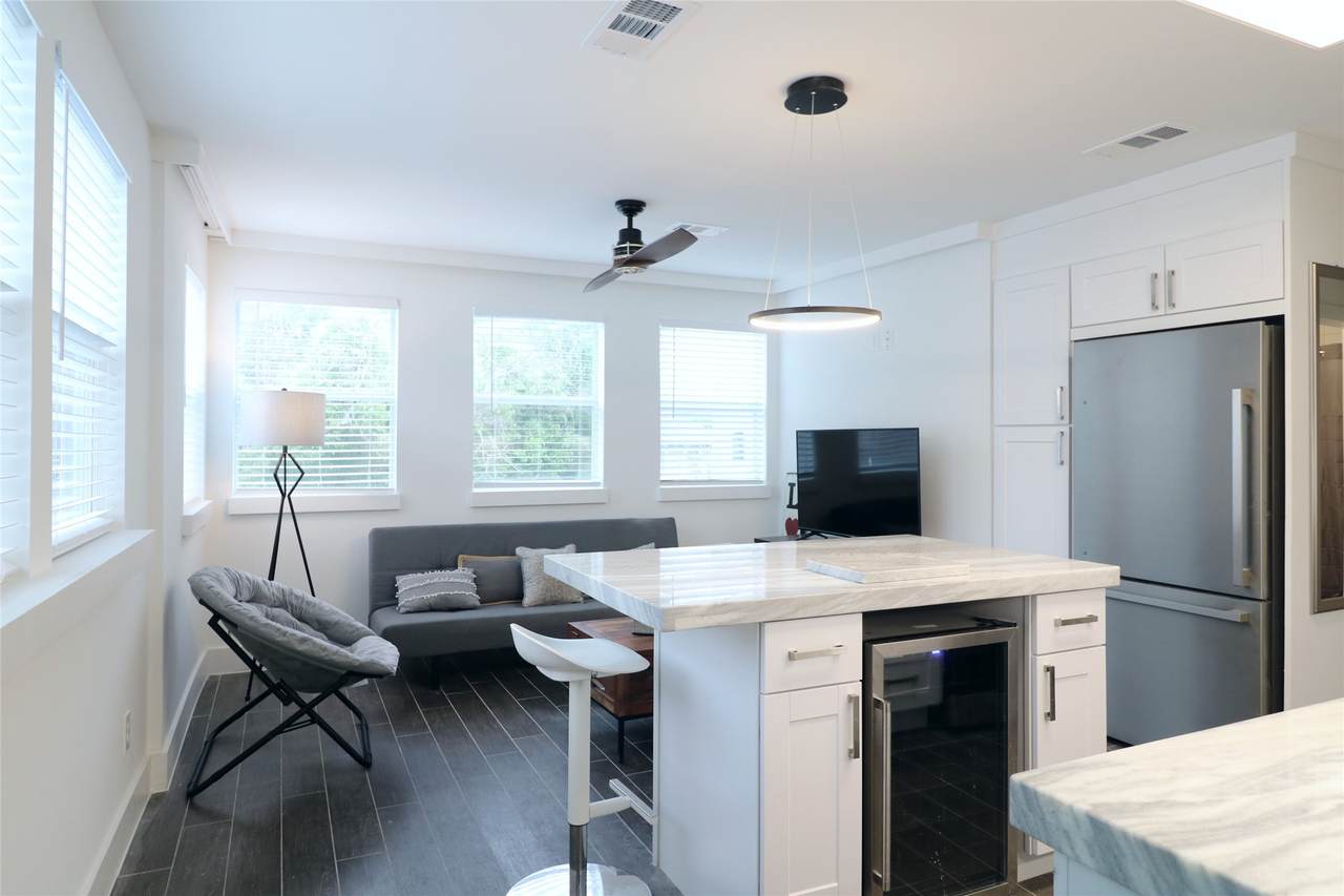 412 Pacific Street - Photo 1