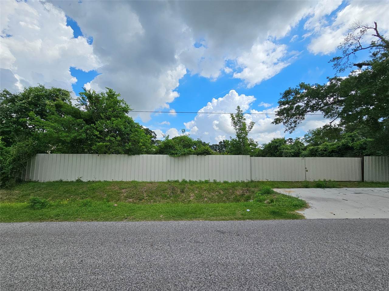 6007 Van Zandt Street - Photo 1