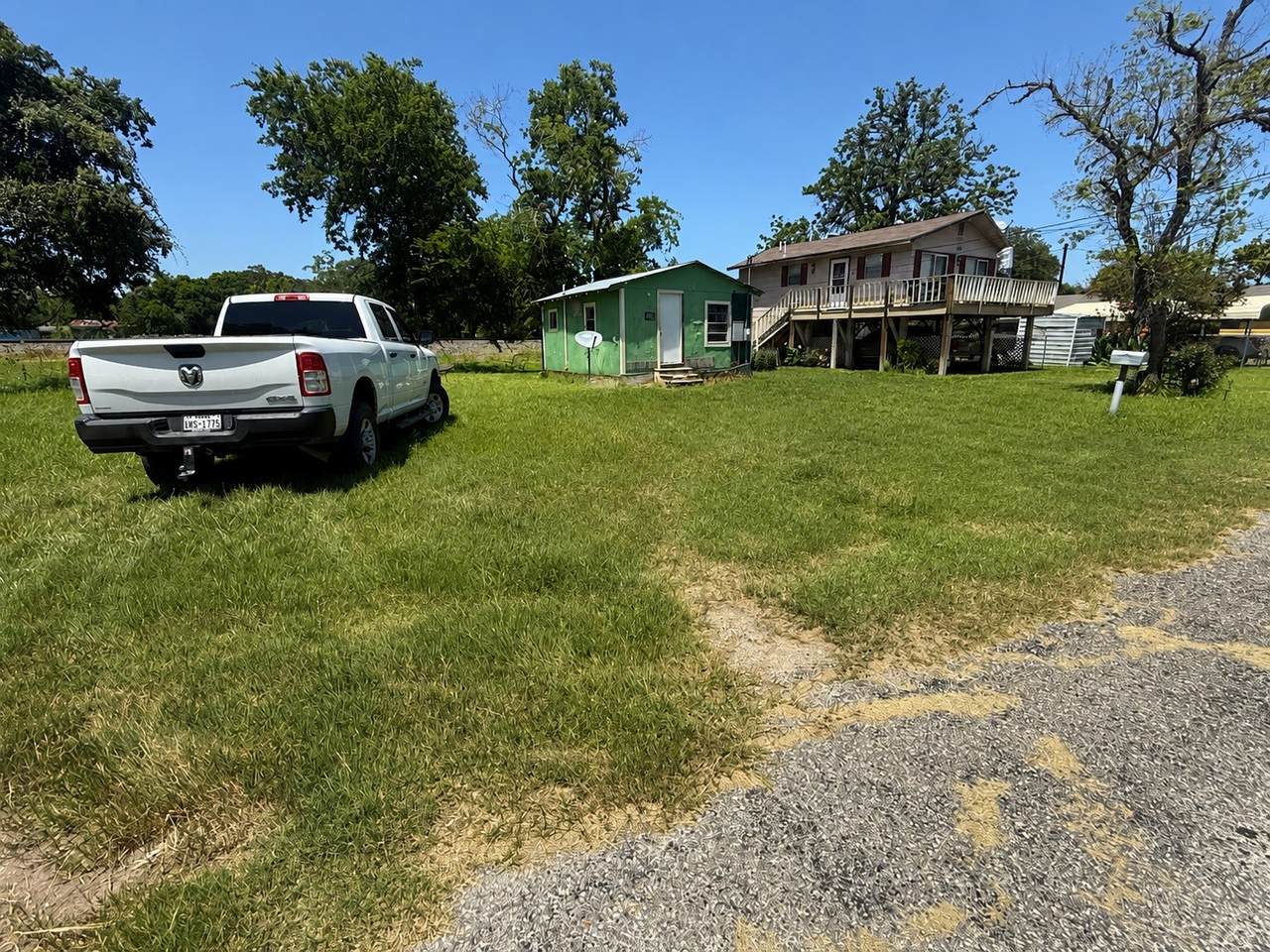 1503 Sunset Drive - Photo 1