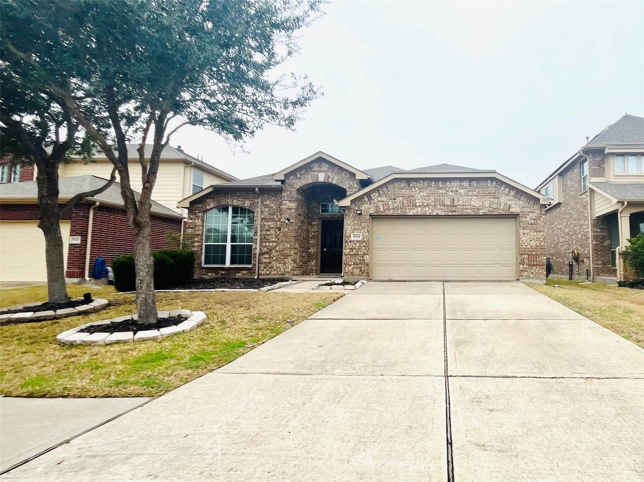 5531 Jay Thrush Drive - Photo 1