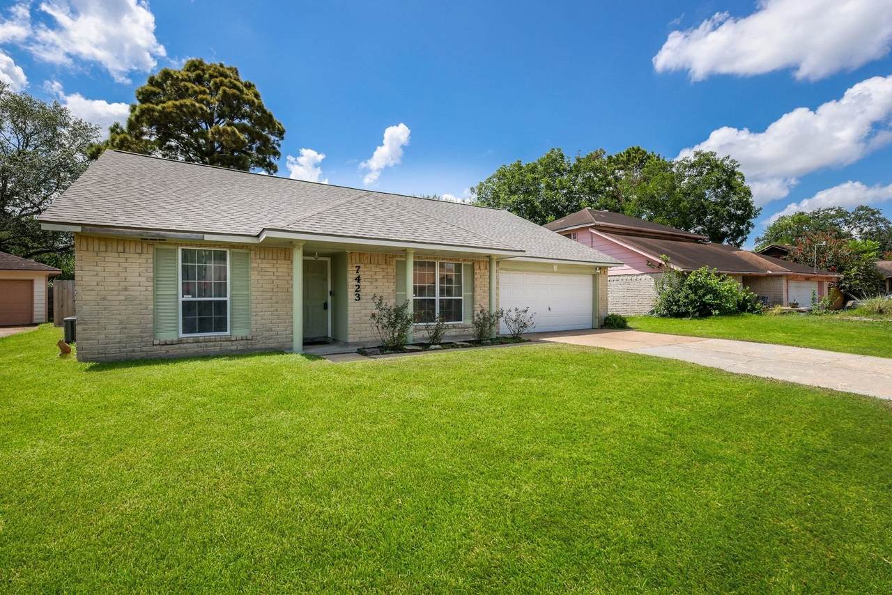 7423 Towerview Lane - Photo 1