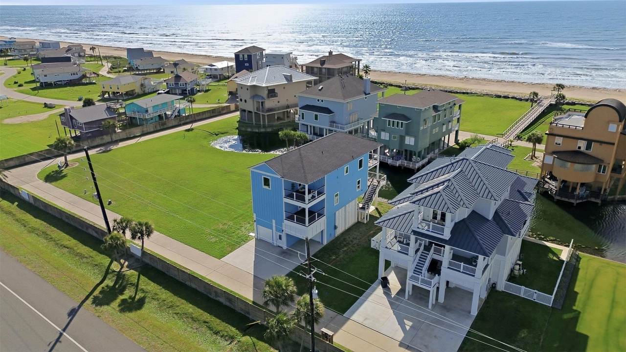 18 Blue Heron Circle - Photo 1