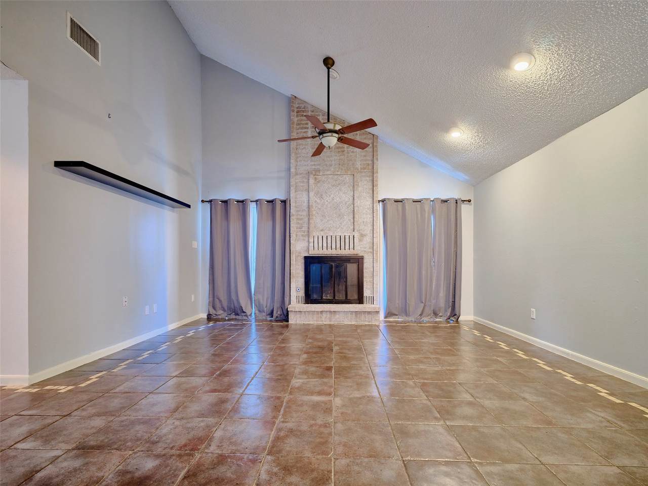 1520 Crestmont Street - Photo 1