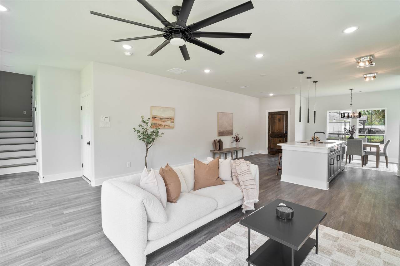 8430 Grandview Street - Photo 1