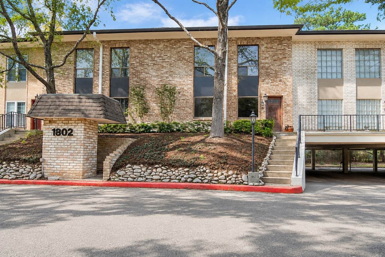 1802 Stoney Brook Drive - Photo 1