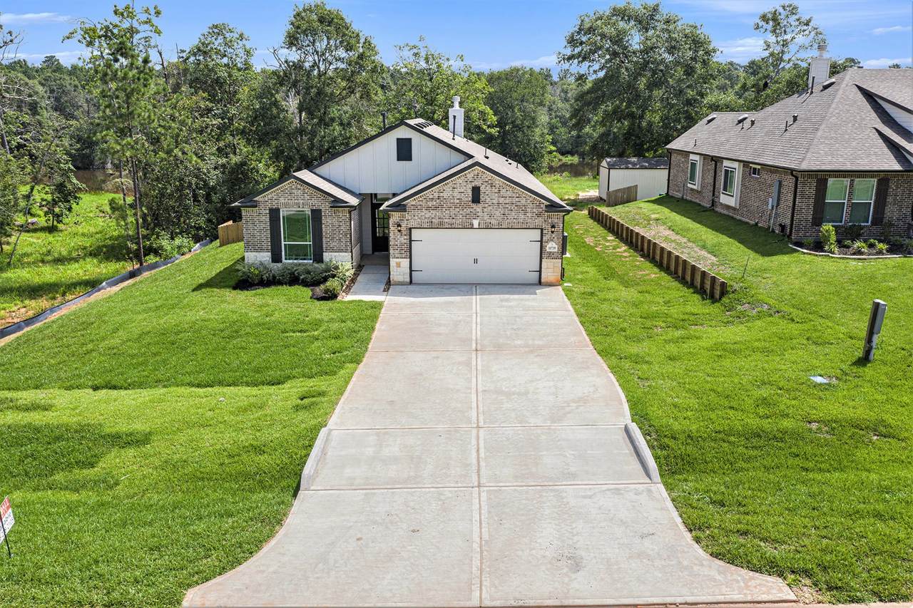 11739 Oakwood Ranch - Photo 1