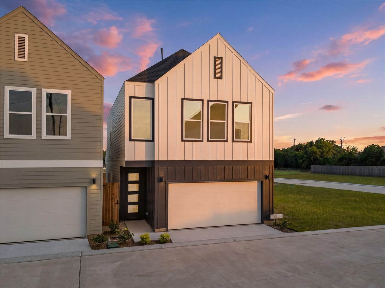 4009 Buffalo Moon Drive - Photo 1