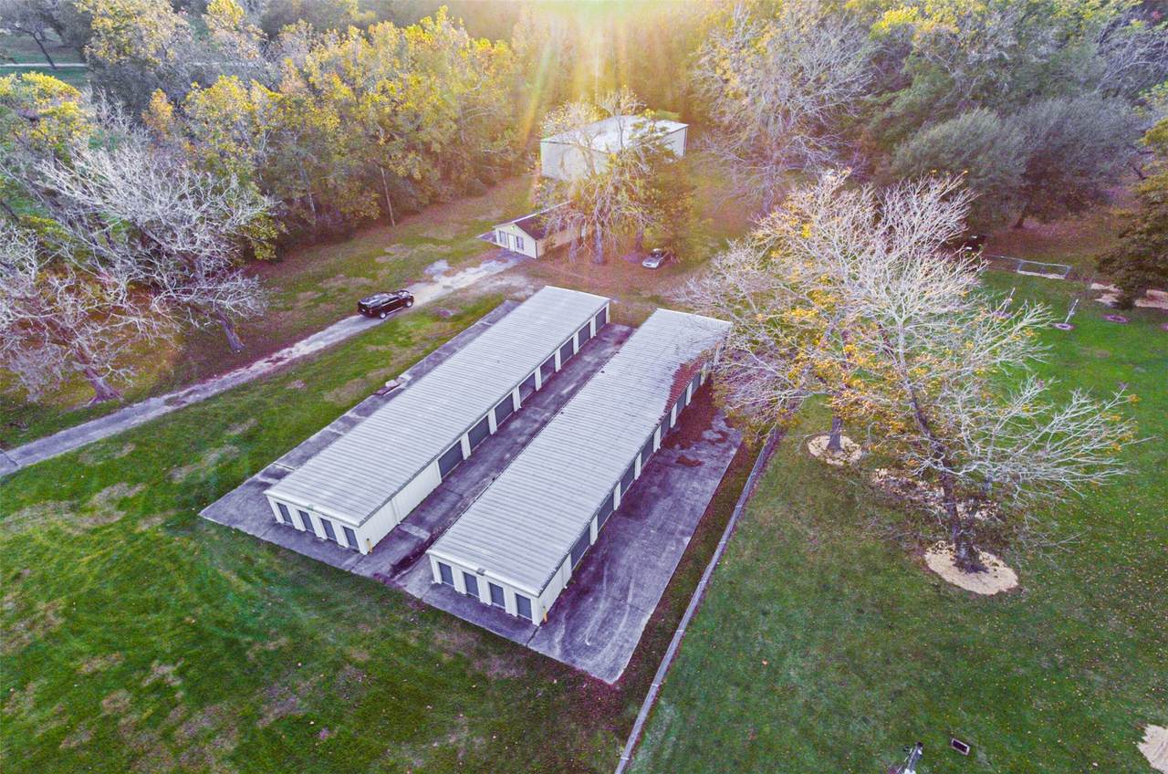 1609 Lakeland Drive - Photo 1