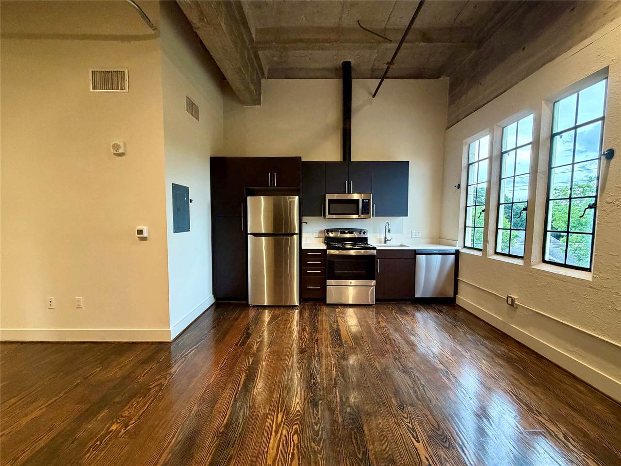 4411 Dallas St Street - Photo 1