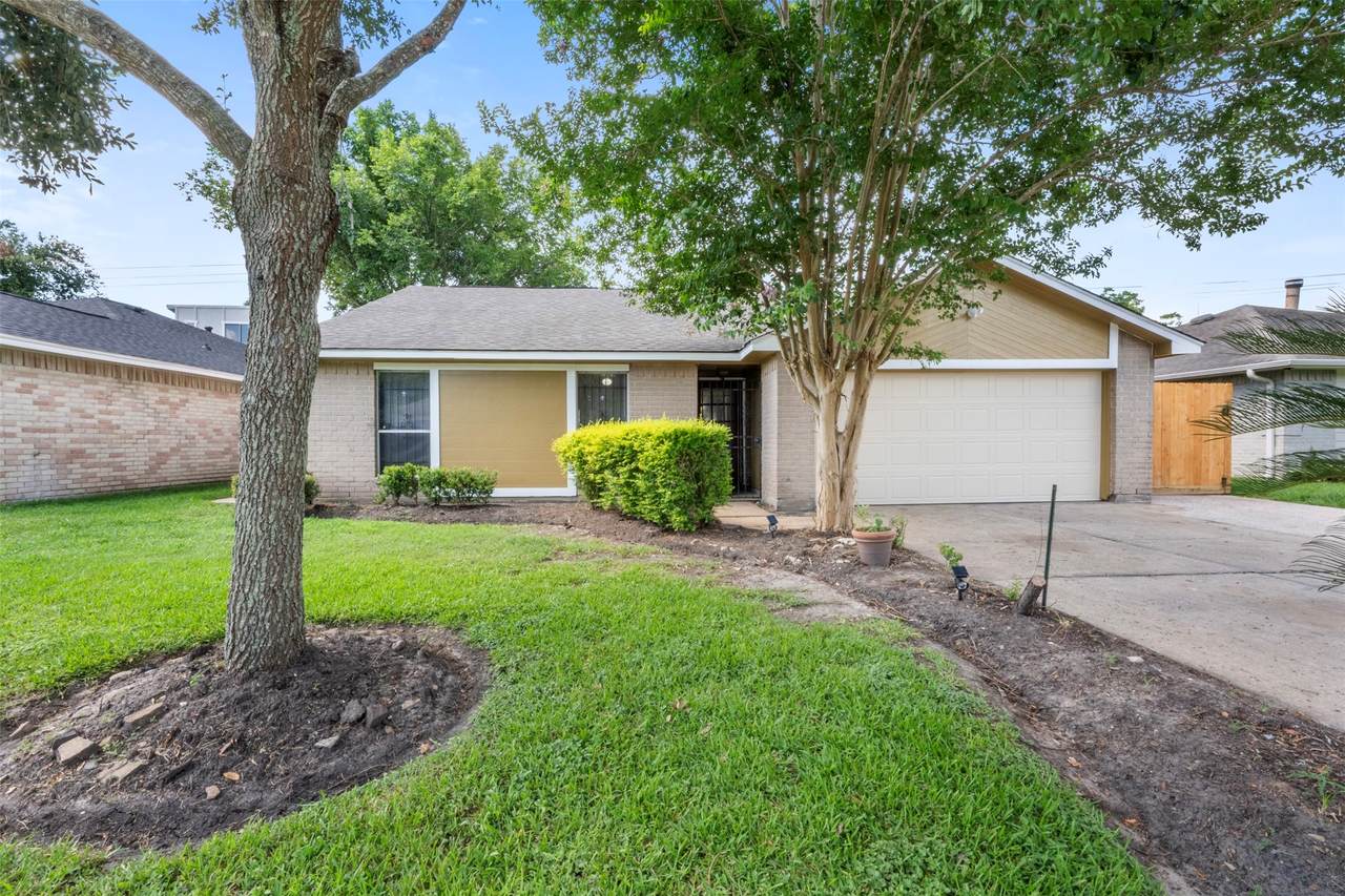 6631 Villarreal Drive - Photo 1