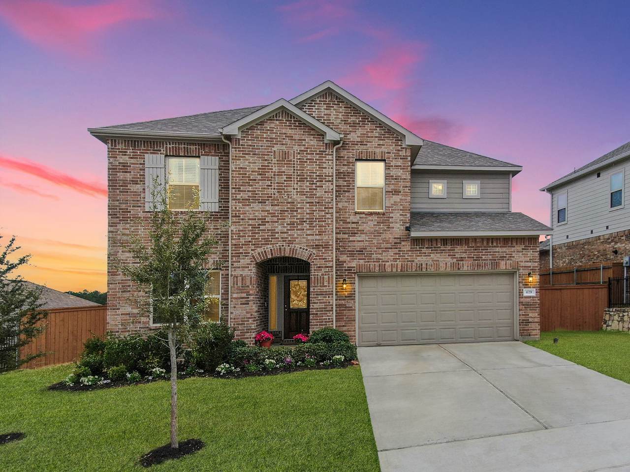 679 Red Elm Lane - Photo 1
