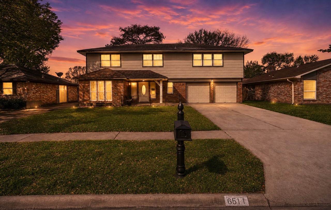 6514 Vialinda Drive - Photo 1