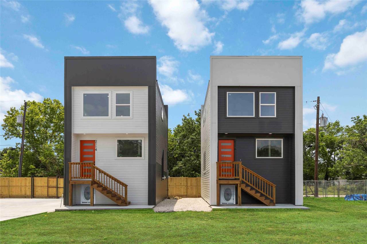 3104 Lee Street - Photo 1