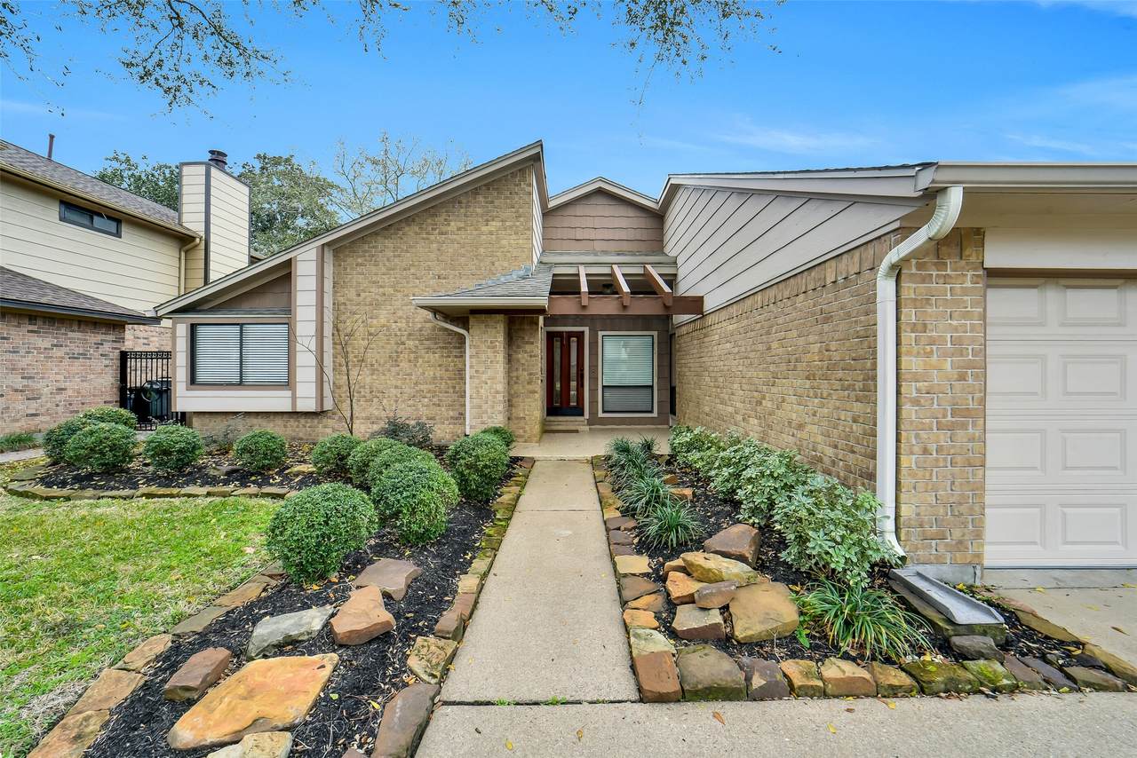 15926 Spring Forest Drive - Photo 1