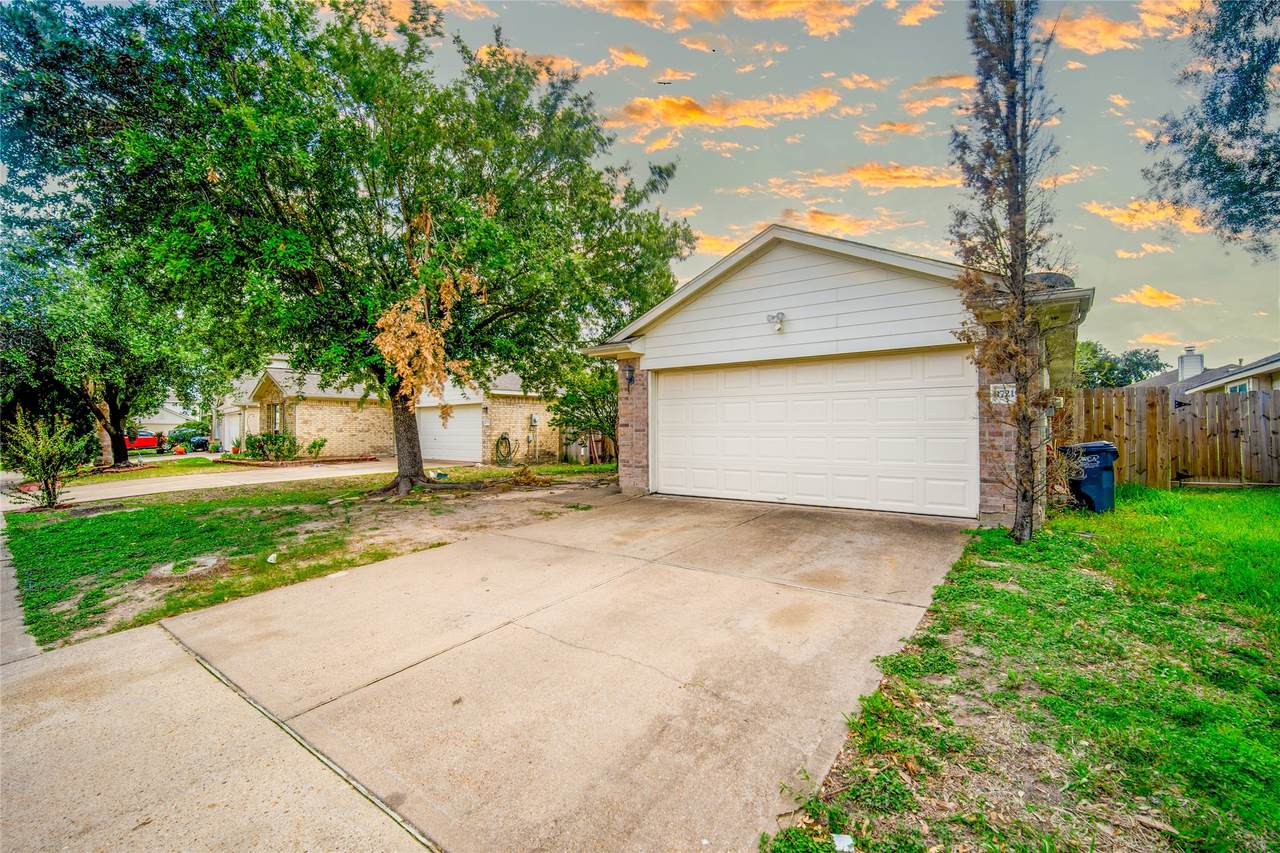 17219 Lilac Vale Court - Photo 1