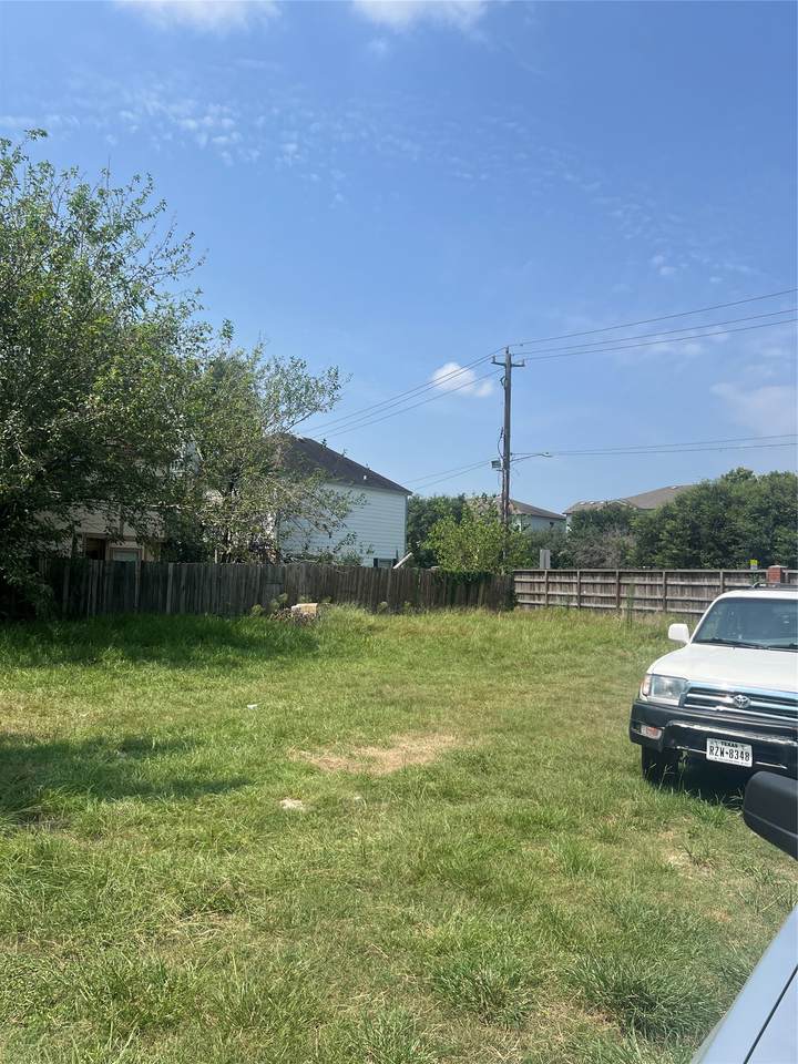 7050 Inwood Park Drive - Photo 1