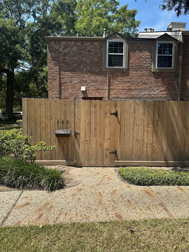 889 Wax Myrtle Lane - Photo 1