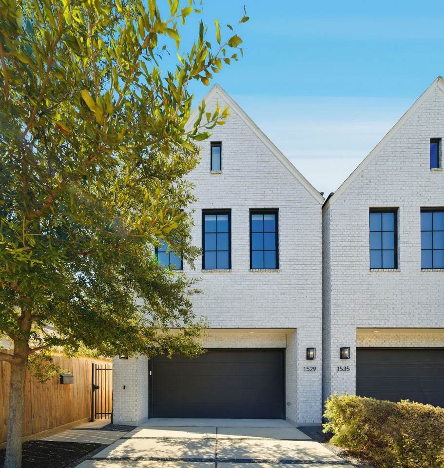 1529 Laird Street - Photo 1