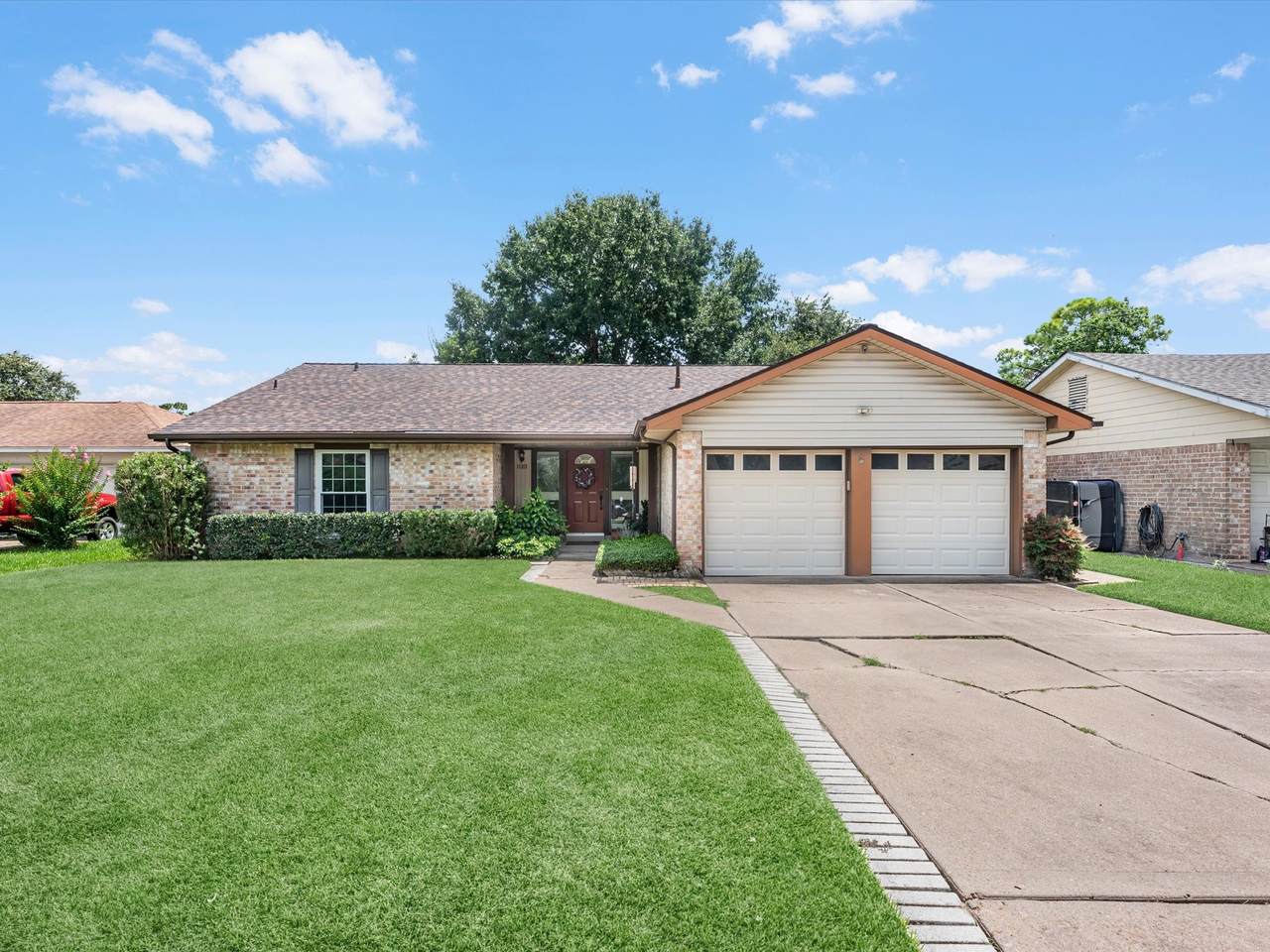 11219 Concho Street - Photo 1