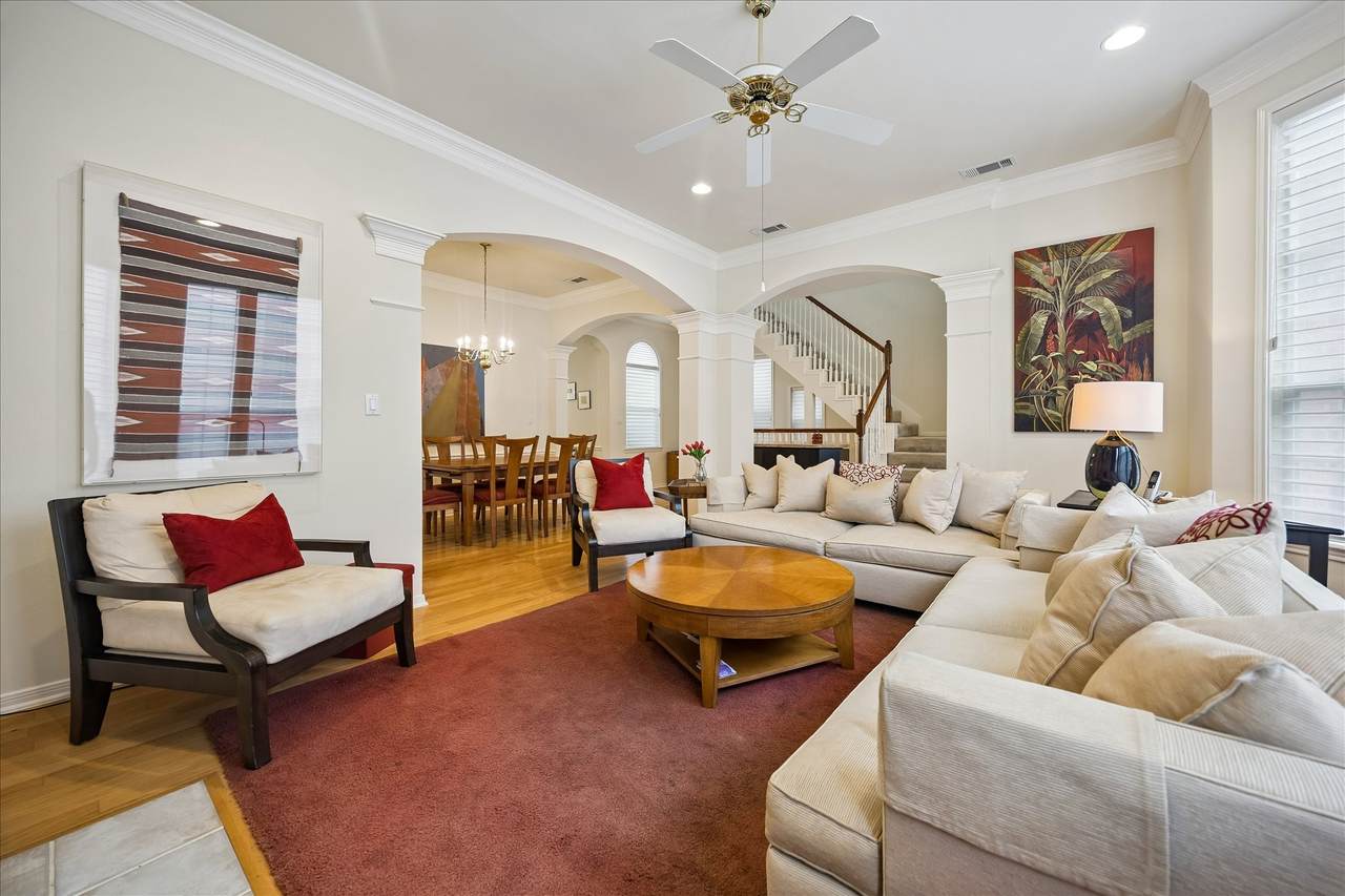 5213 Blossom Street - Photo 1