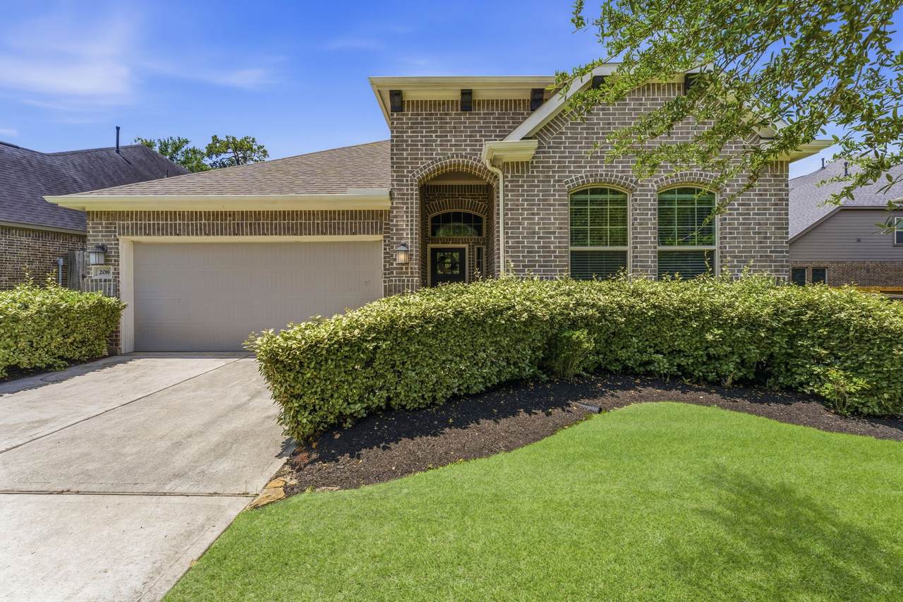 208 Capriccio Lane - Photo 1