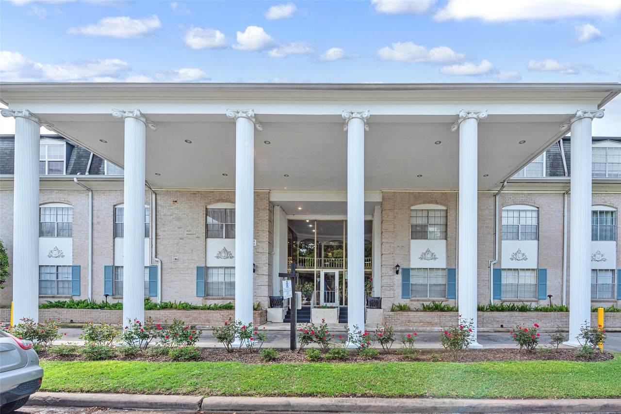 2601 Bellefontaine Street - Photo 1