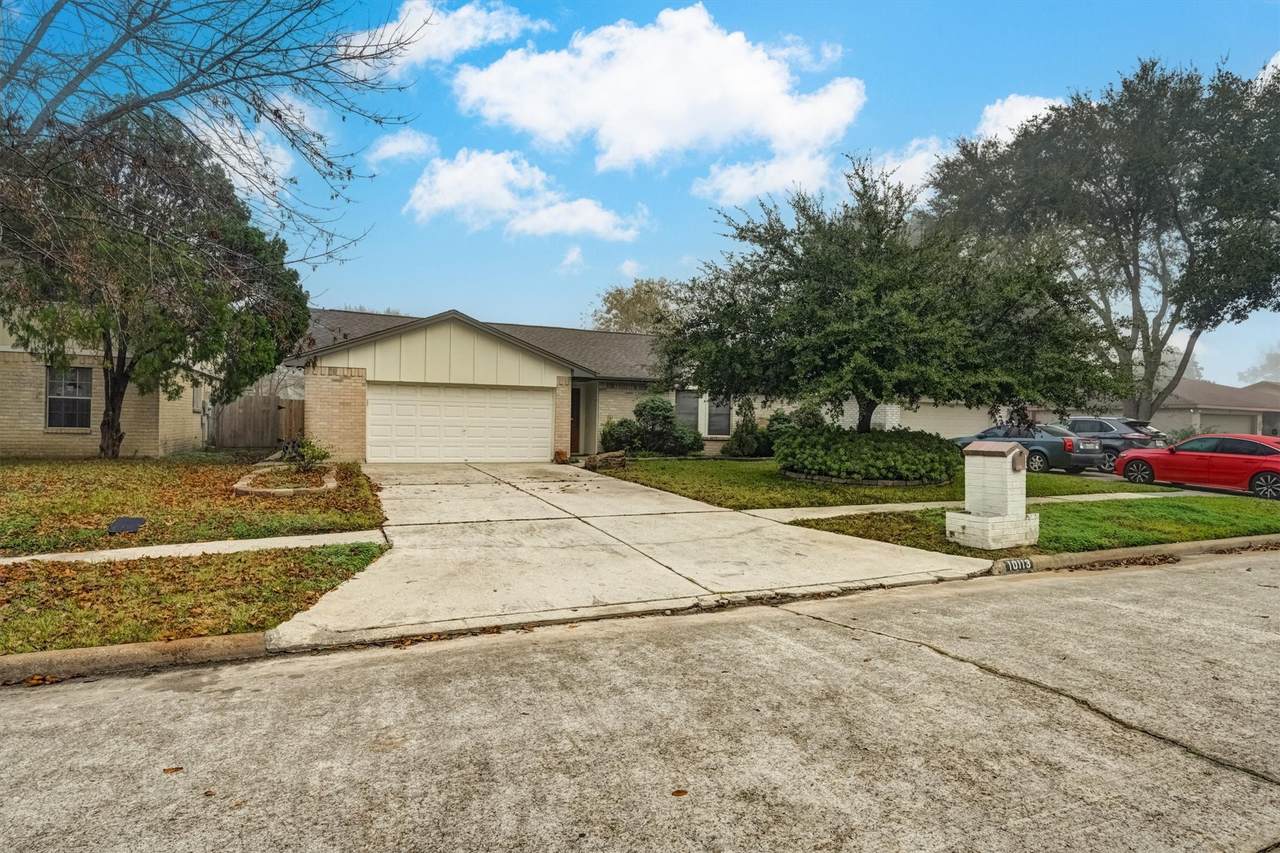 10118 Fernstone Lane - Photo 1