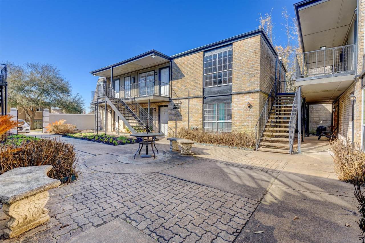 513 Ridge Street - Photo 1