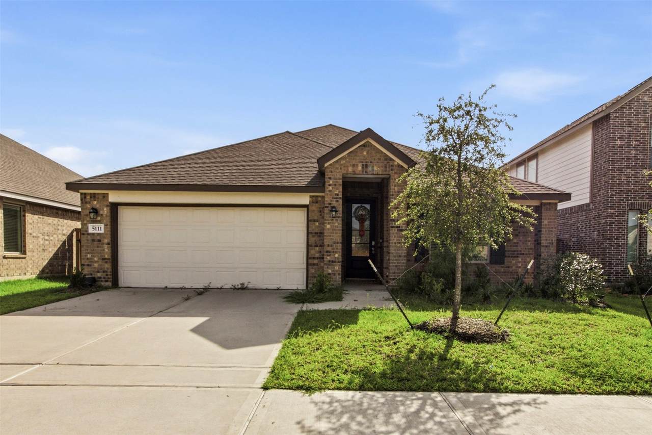 5111 Winslow Grove Drive - Photo 1
