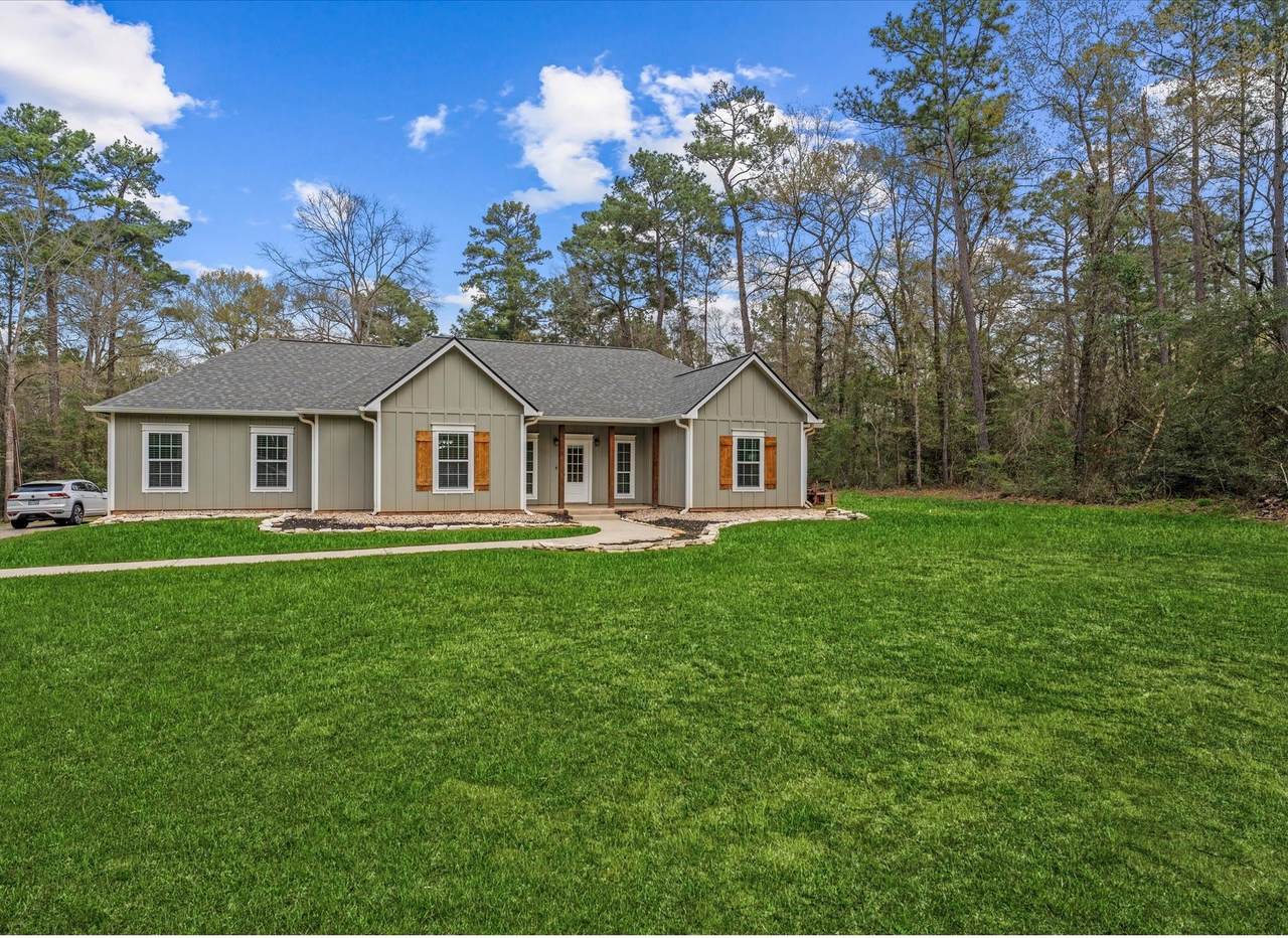 10462 Shepard Hill Road - Photo 1