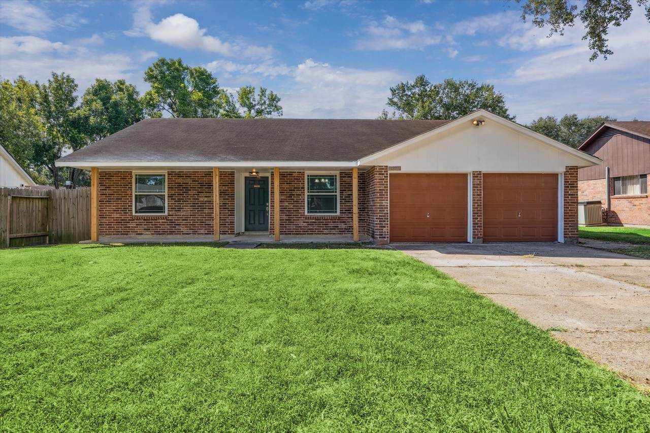 19331 Leafwood Lane - Photo 1