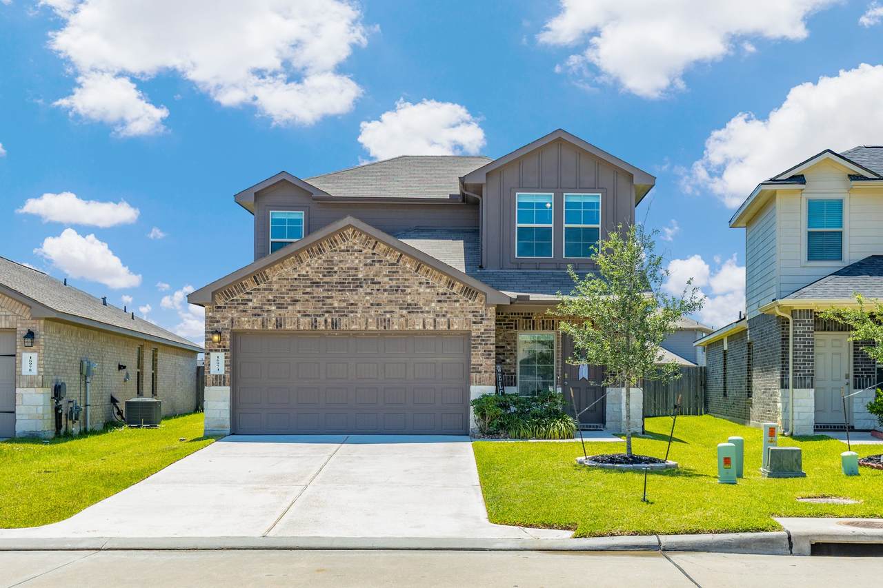 16974 Rich Pines Drive - Photo 1