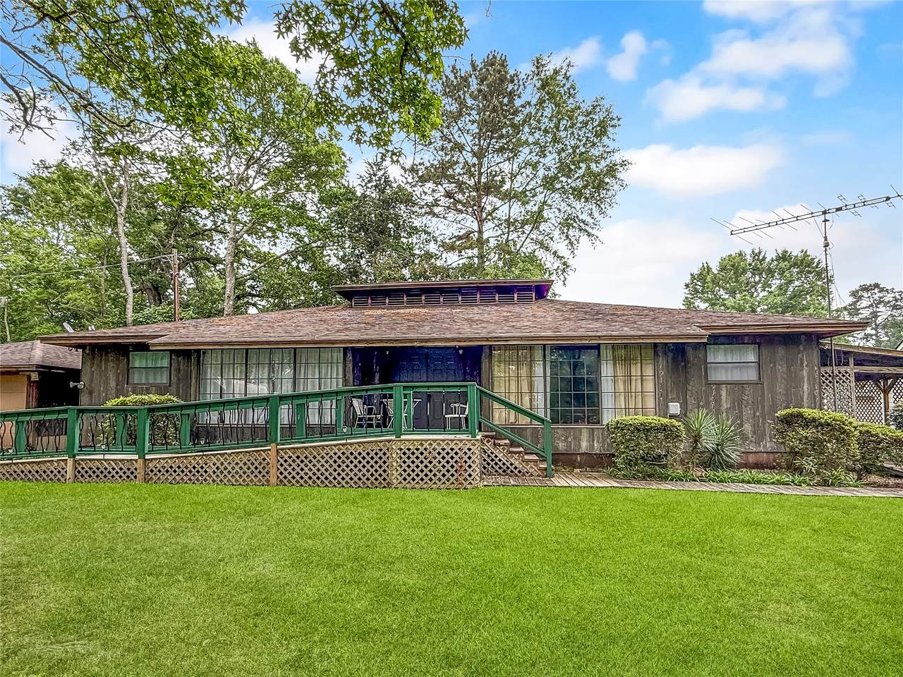 252 Yancy Drive - Photo 1