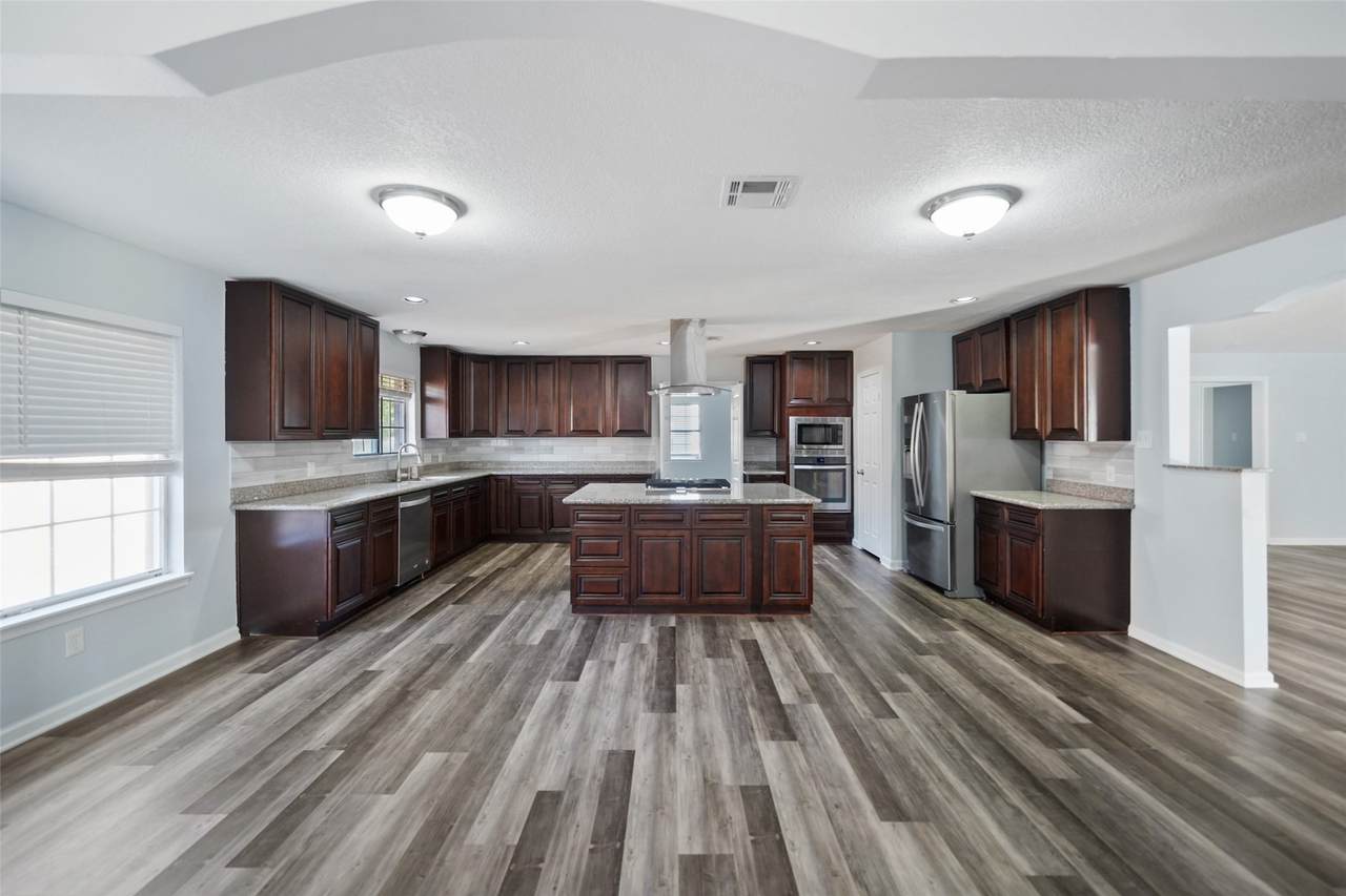 5107 Whittier Oaks Drive - Photo 1