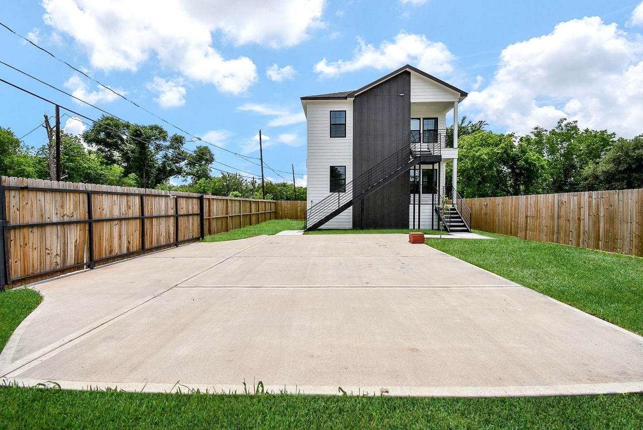 2707 Kirk Street - Photo 1