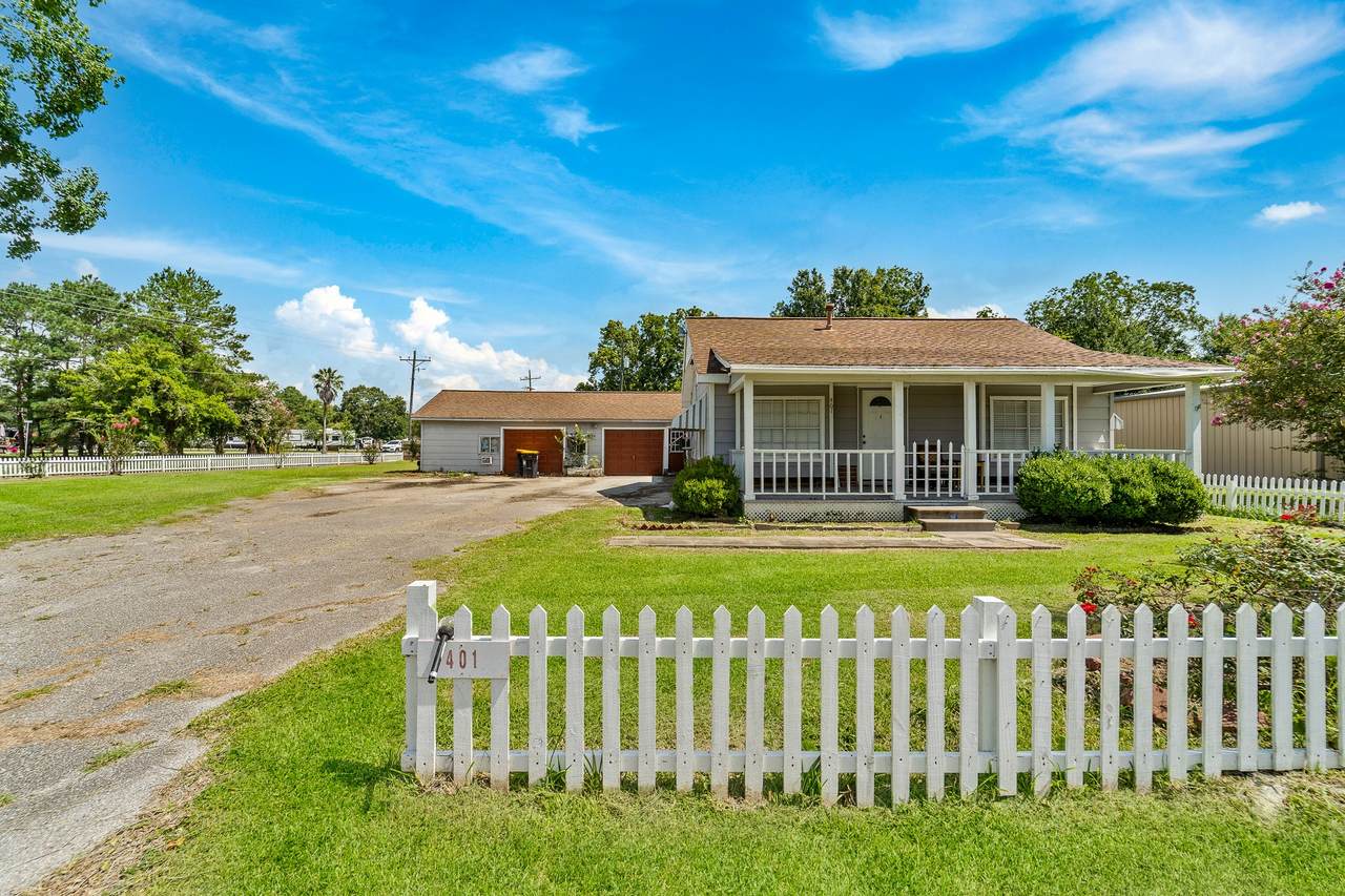 401 Lee Avenue - Photo 1