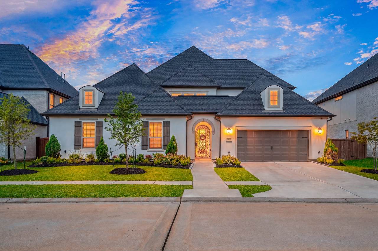2211 Myrtle Manor Lane - Photo 1