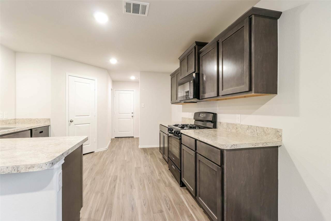 2538 Grayling Drive - Photo 1