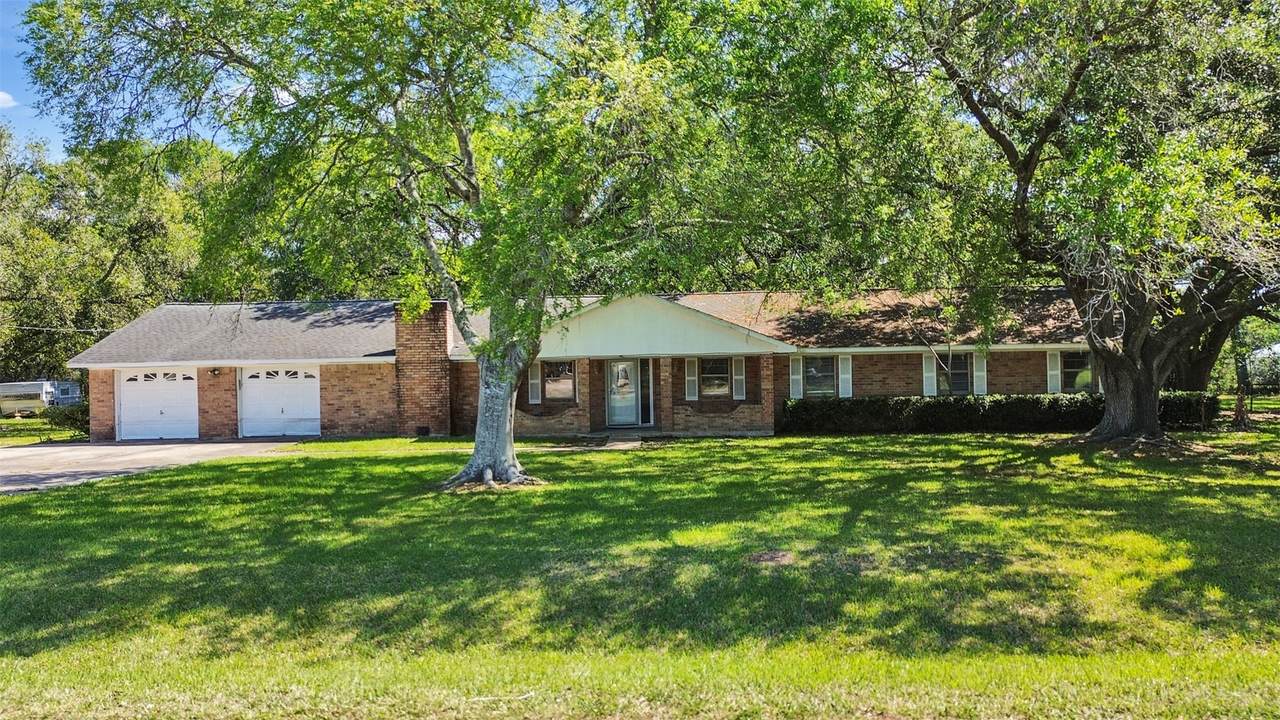 3413 County Road 326 - Photo 1