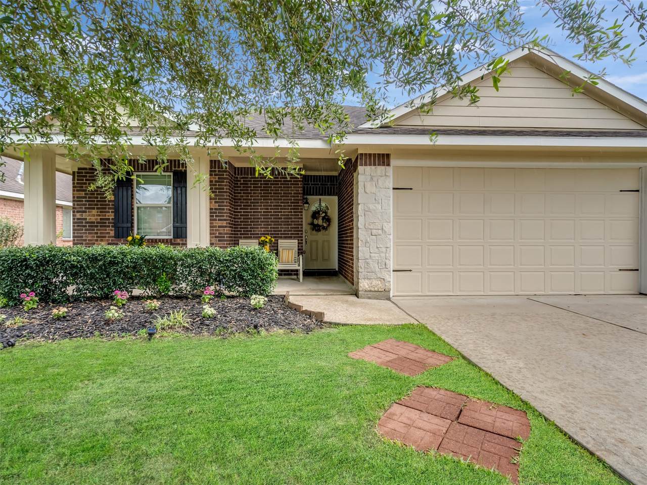 21470 Forest Colony Drive - Photo 1