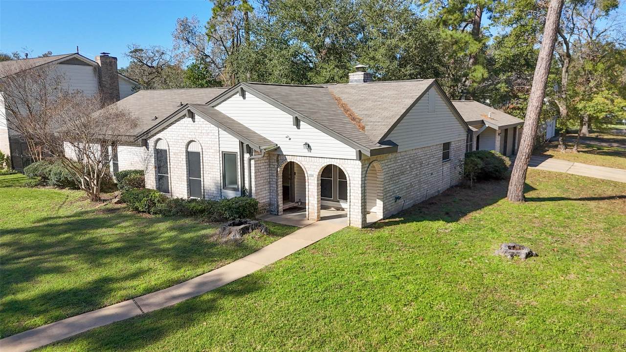 202 Black Forest Drive - Photo 1