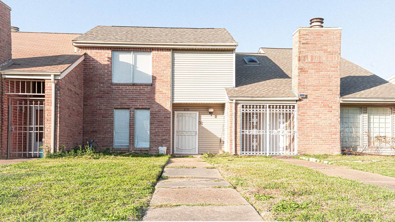 10920 Village Bend Lane - Photo 1