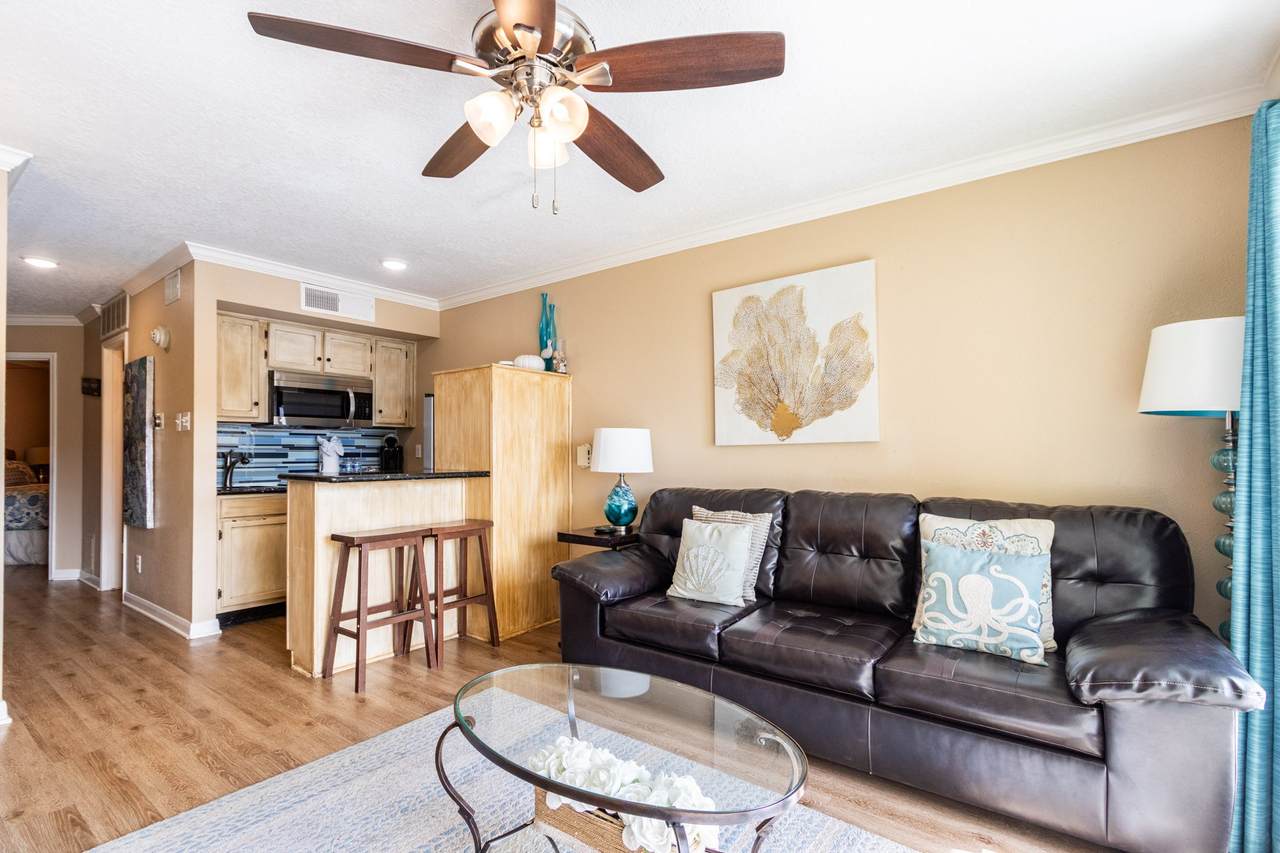 6300 Seawall Boulevard - Photo 1