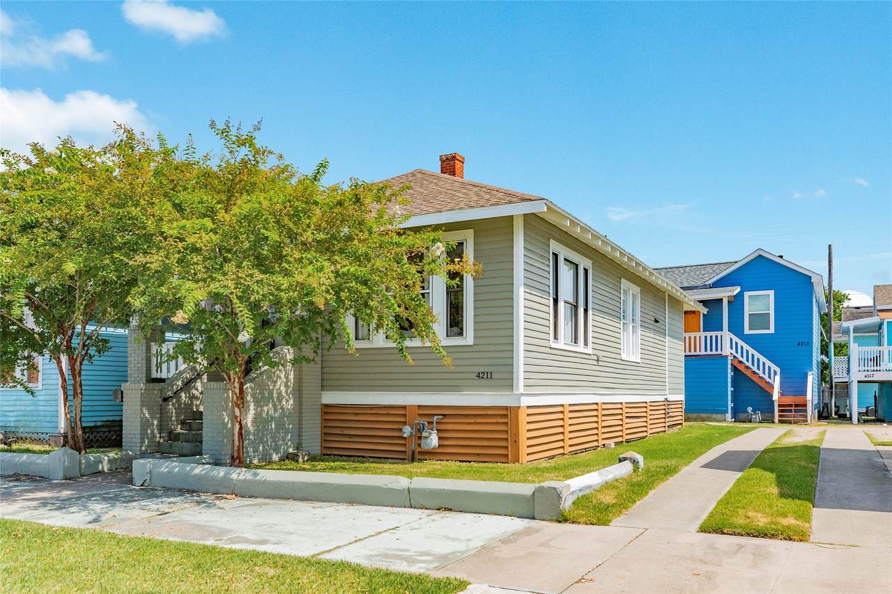 4213 Avenue S - Photo 1