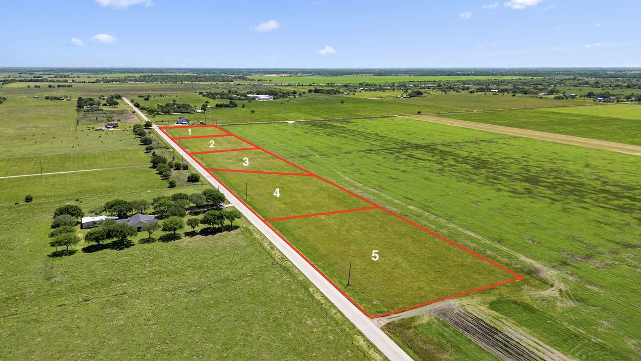 005 County Road 207 - Photo 1