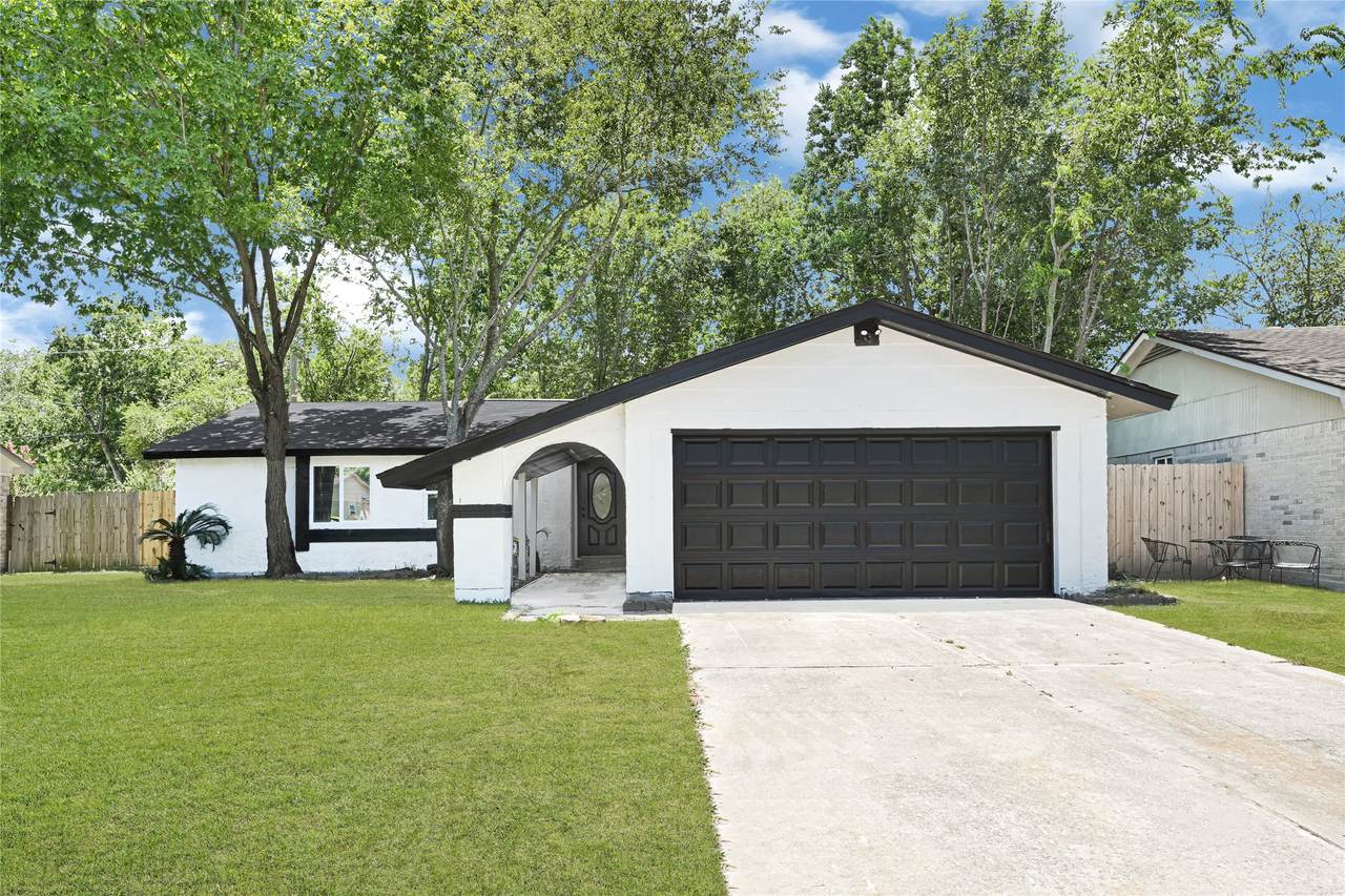 7671 Bubbling Spring Lane - Photo 1